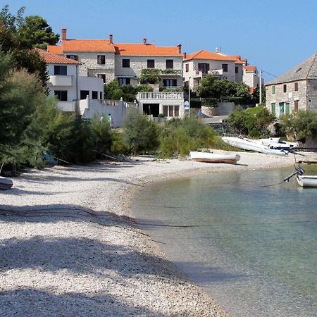 Apartments Pavao Postira Εξωτερικό φωτογραφία