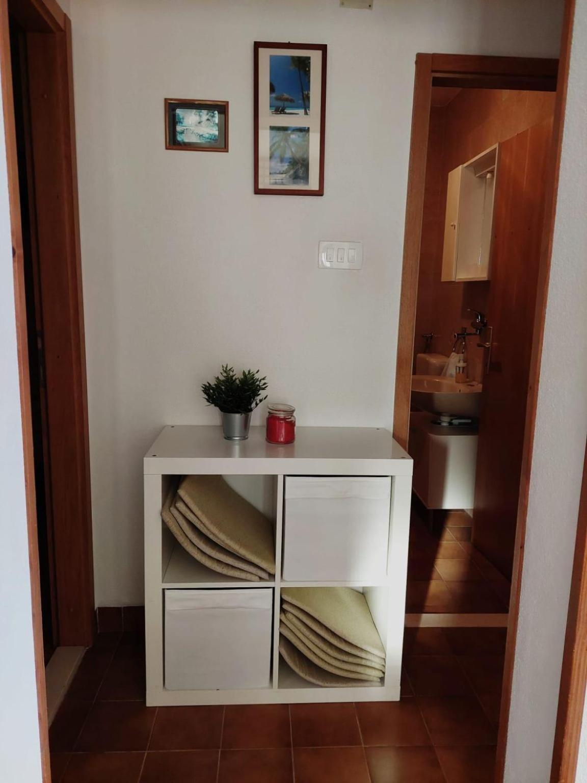 Apartments Pavao Postira Εξωτερικό φωτογραφία