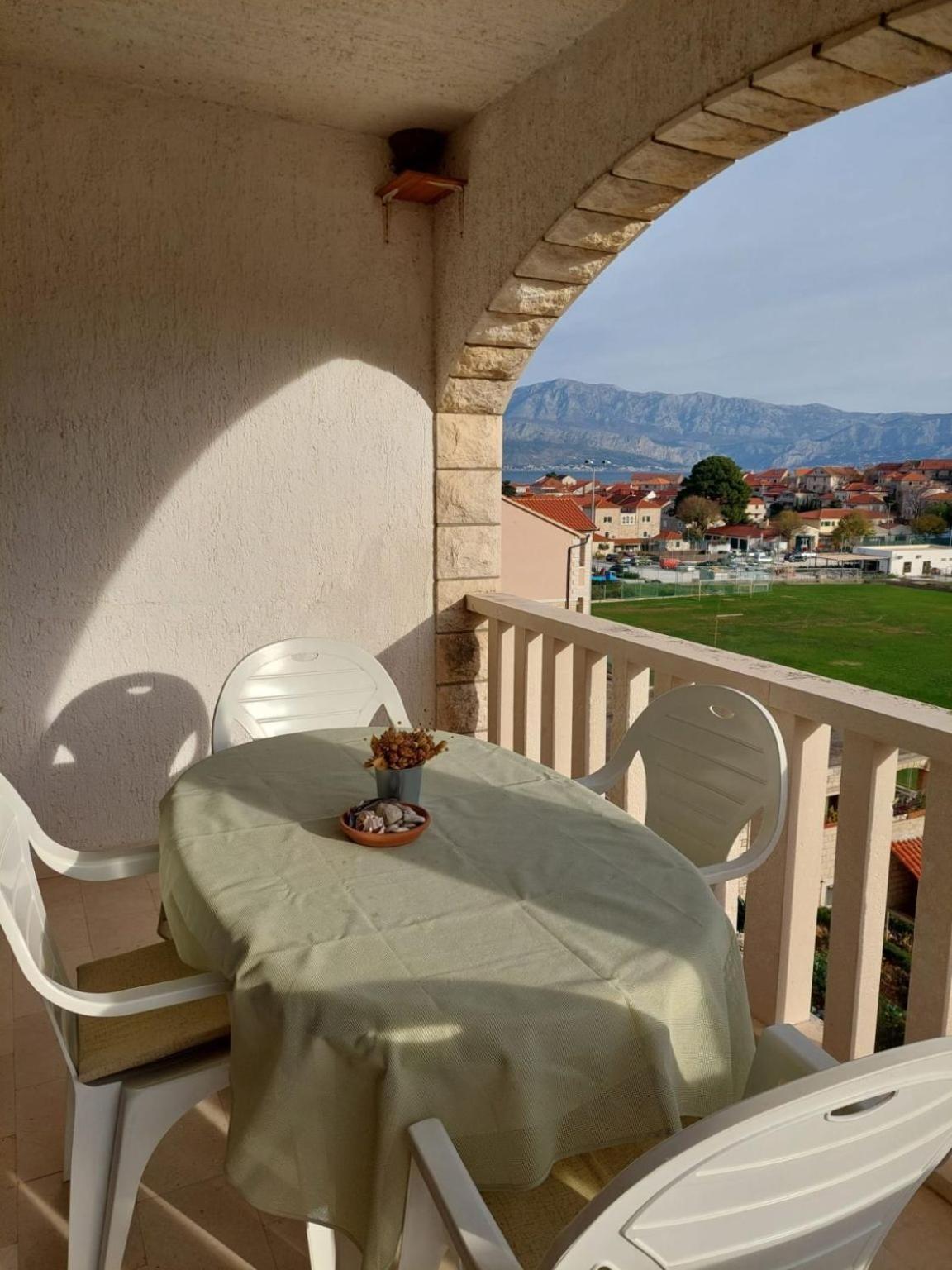 Apartments Pavao Postira Εξωτερικό φωτογραφία