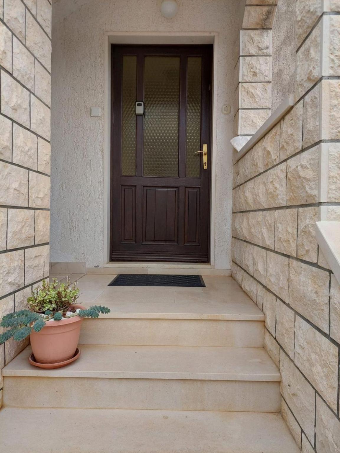 Apartments Pavao Postira Εξωτερικό φωτογραφία