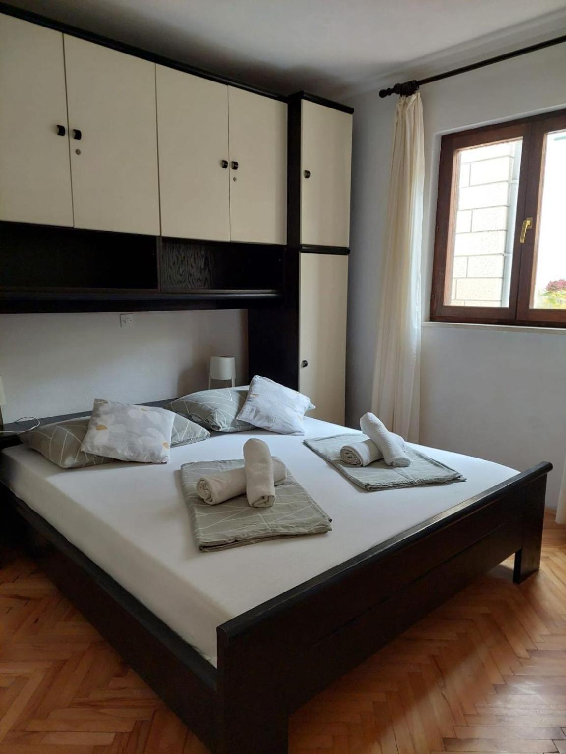 Apartments Pavao Postira Εξωτερικό φωτογραφία