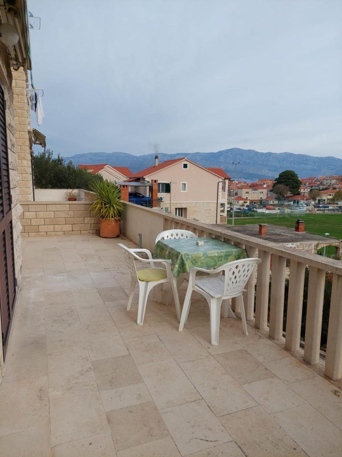 Apartments Pavao Postira Εξωτερικό φωτογραφία